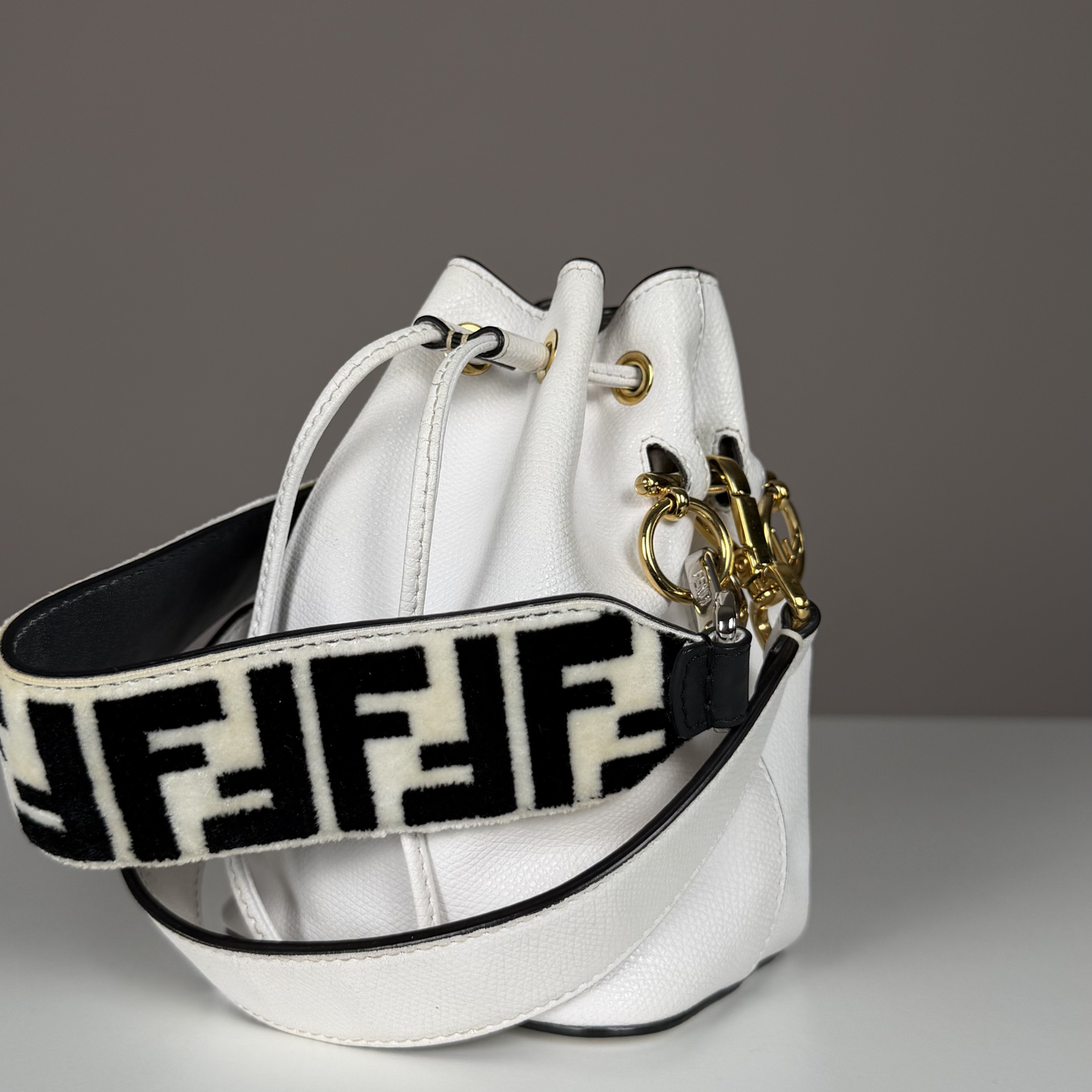 Fendi Mon Tresor Mini Bucket Bag