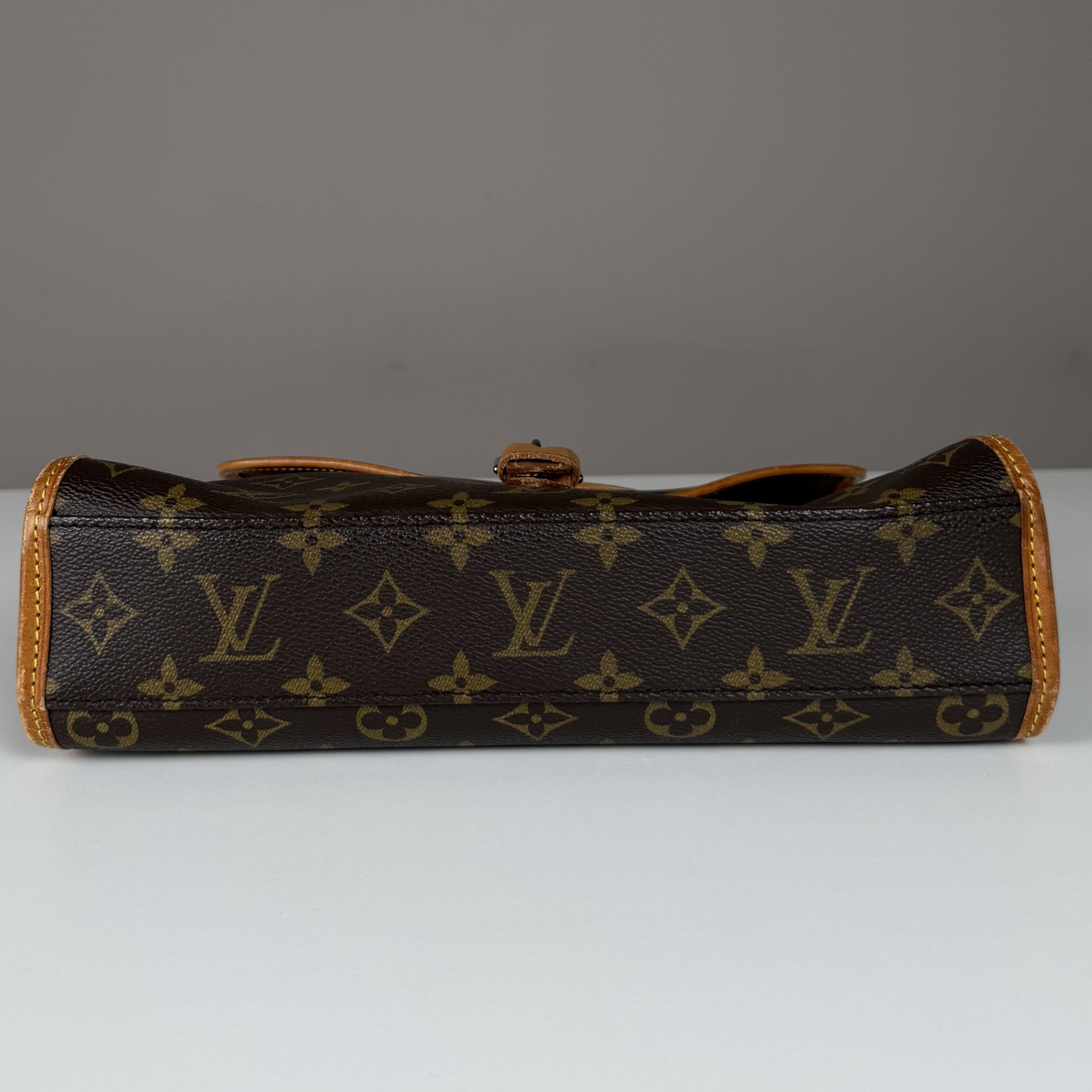 Louis Vuitton Bel Air