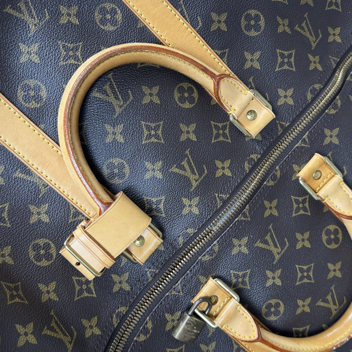 Louis Vuitton Keepall 55 – Monogram Canvas
