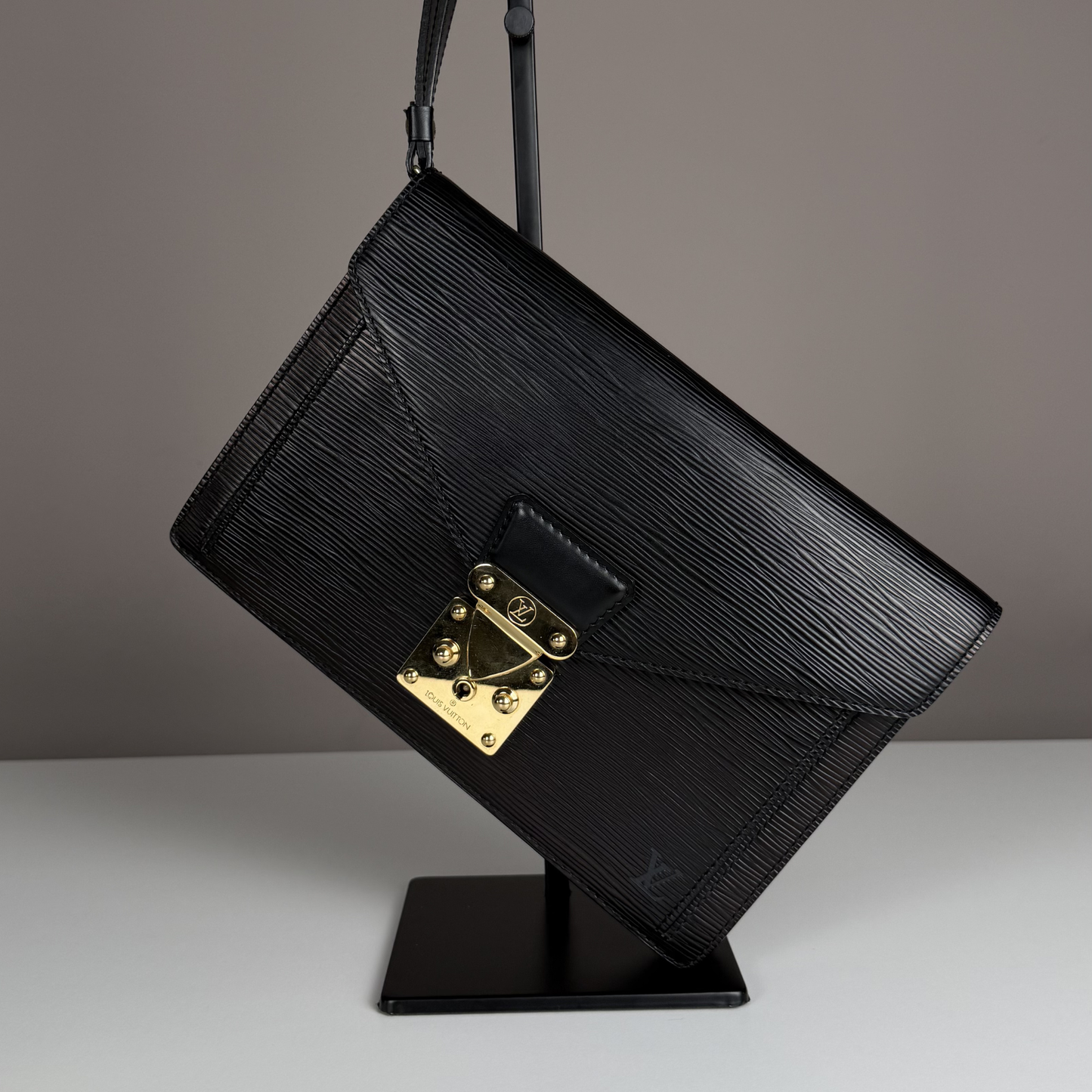 Louis Vuitton Pochette Epi Dragonne