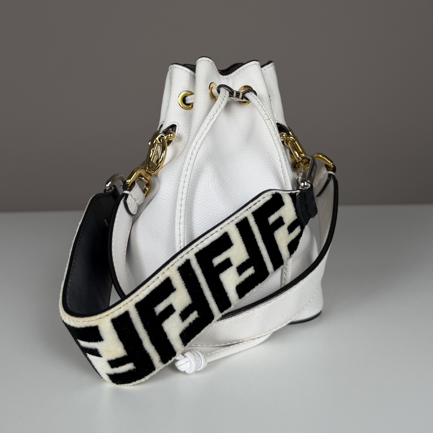 Fendi Mon Tresor Mini Bucket Bag