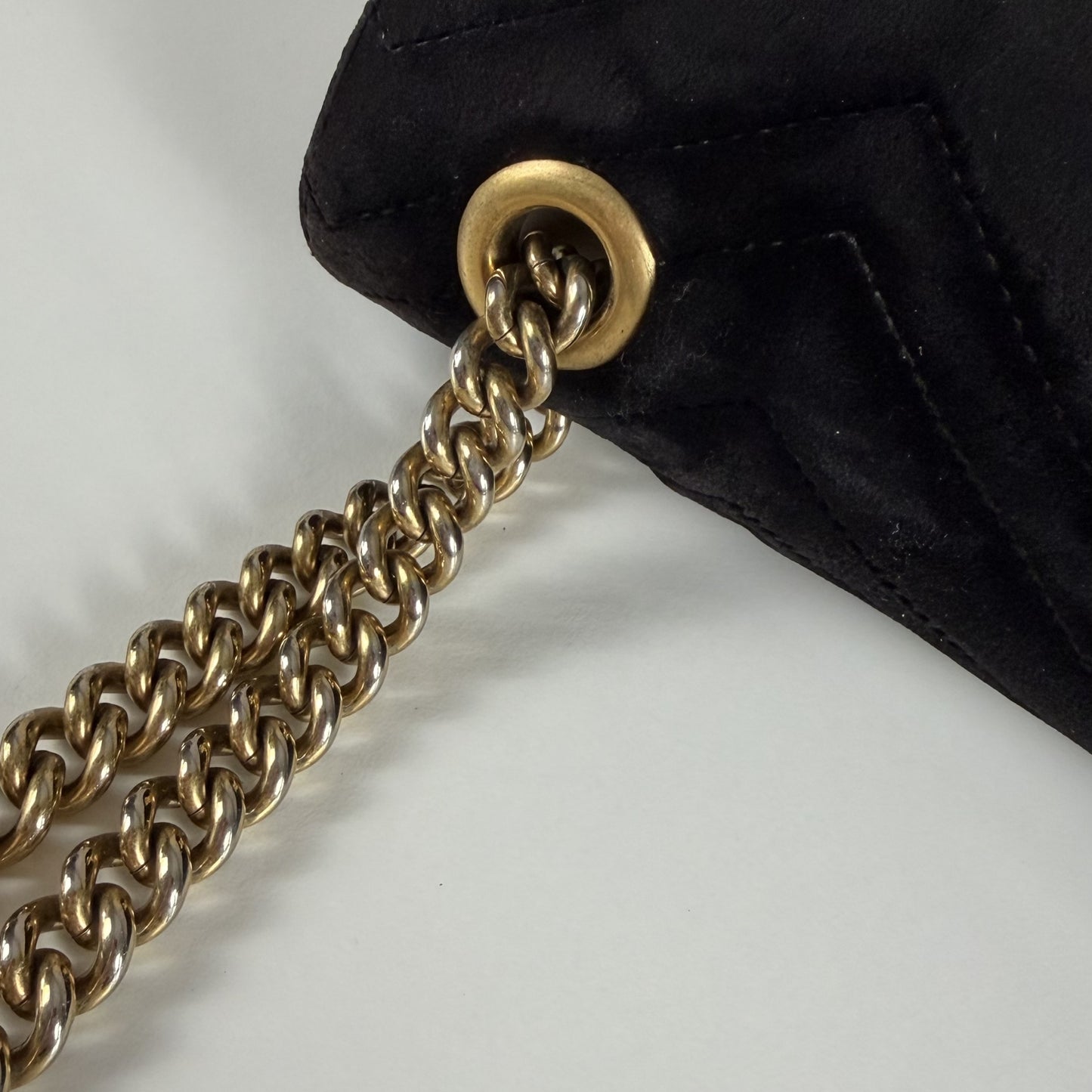 Gucci GG Marmont Velvet Medium