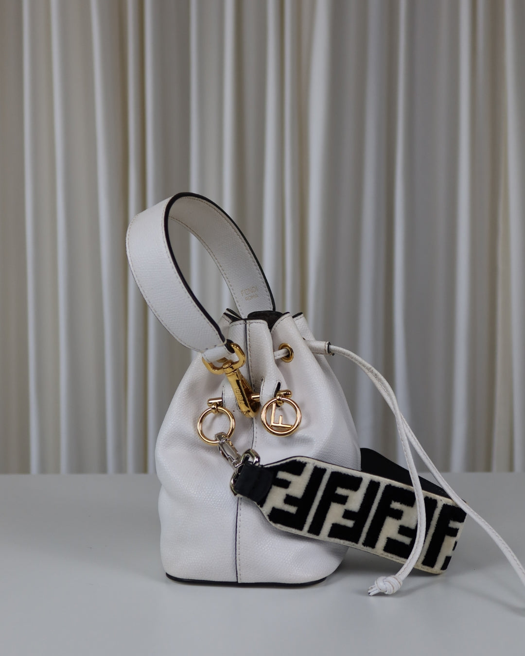 Fendi Mon Tresor Mini Bucket Bag