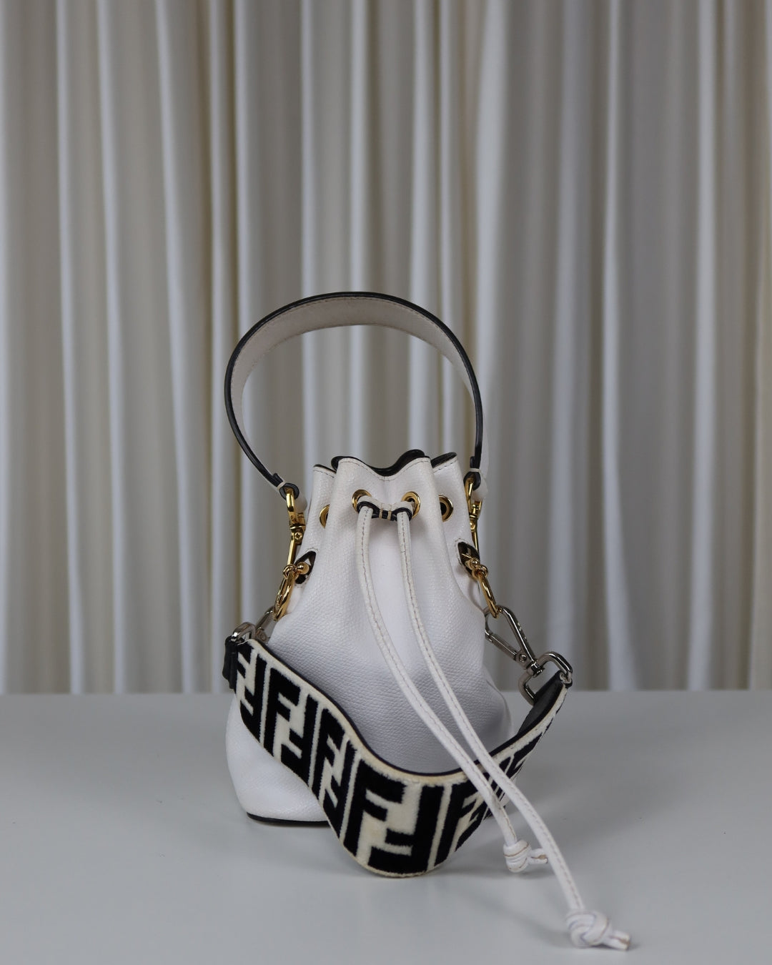 Fendi Mon Tresor Mini Bucket Bag