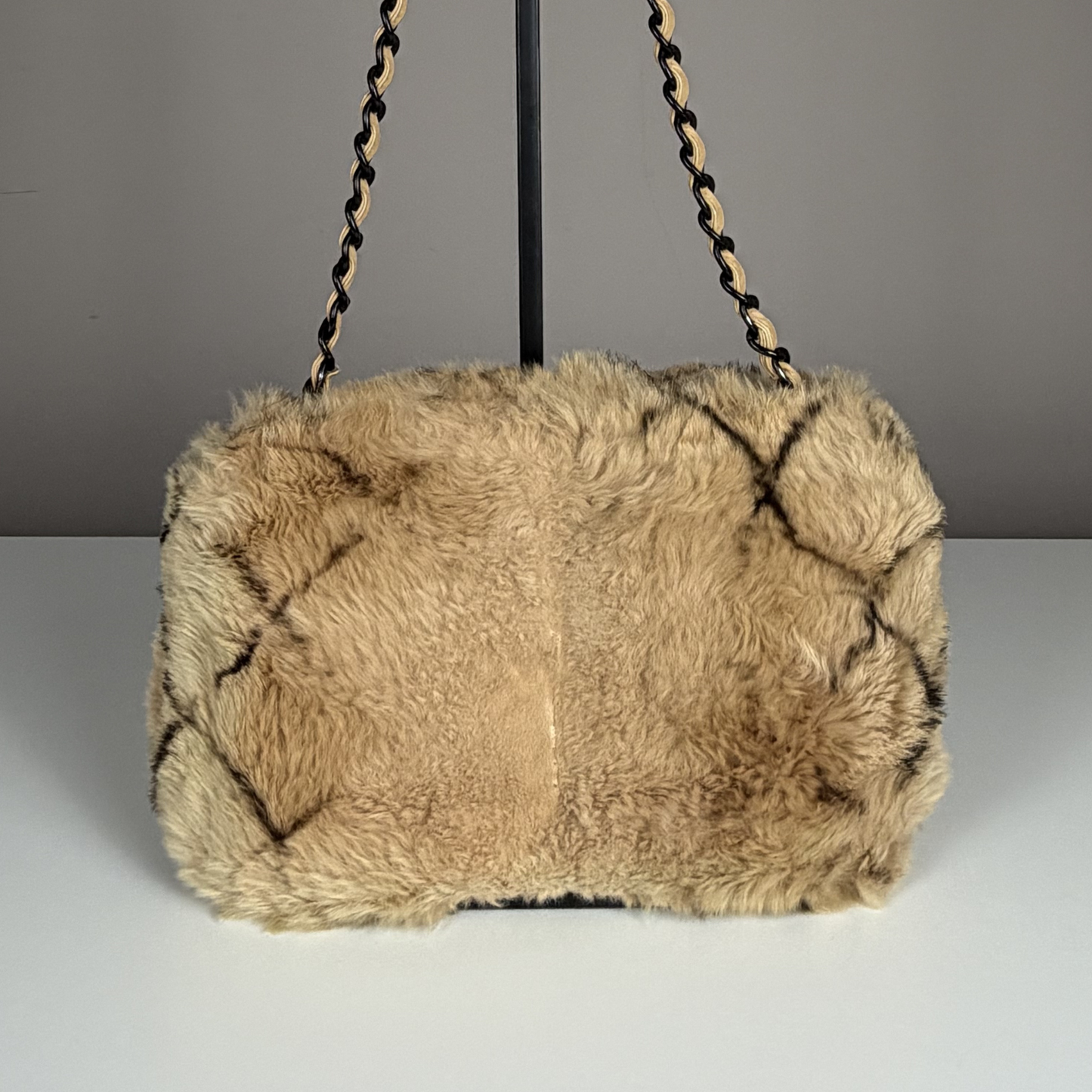 Chanel Fur Shoulder Bag – Chain Strap