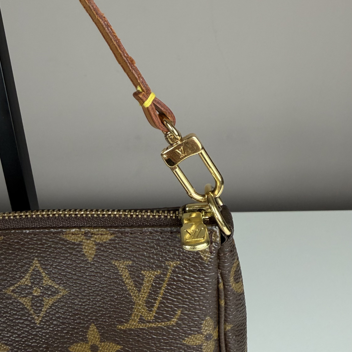 Louis Vuitton Pochette