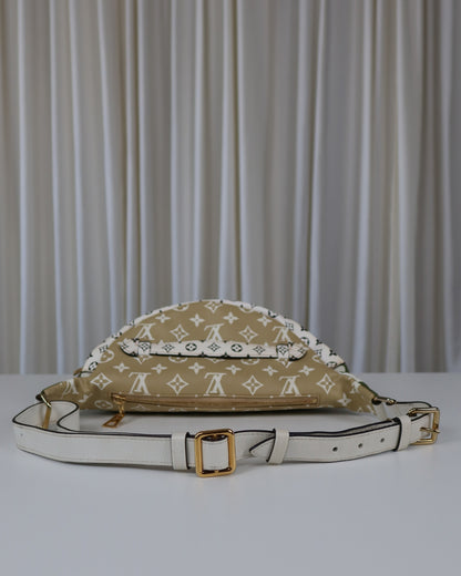Louis Vuitton Bumbag Monogram Giant Khaki Green