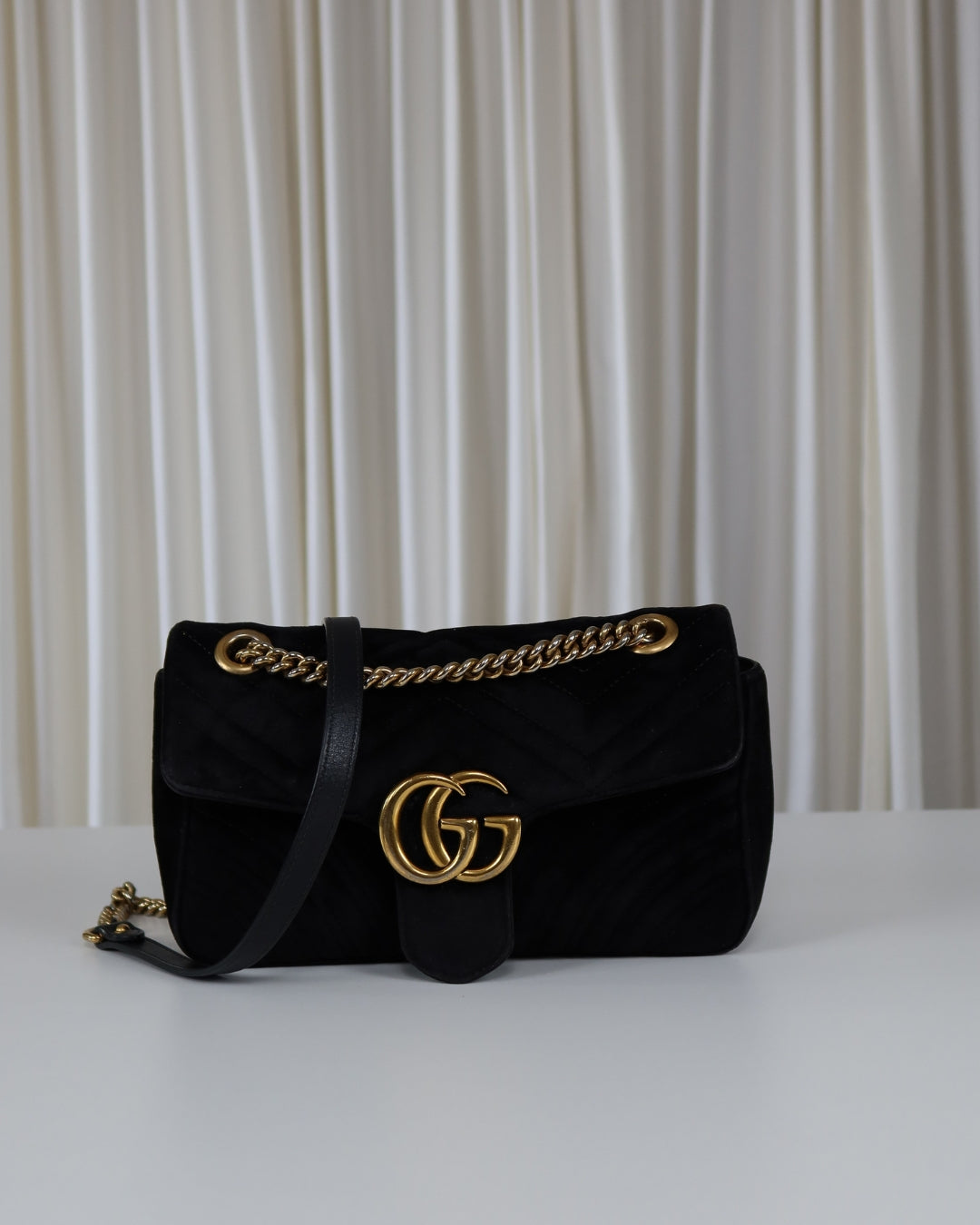 Gucci GG Marmont Velvet Medium
