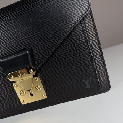 Louis Vuitton Pochette Epi Dragonne