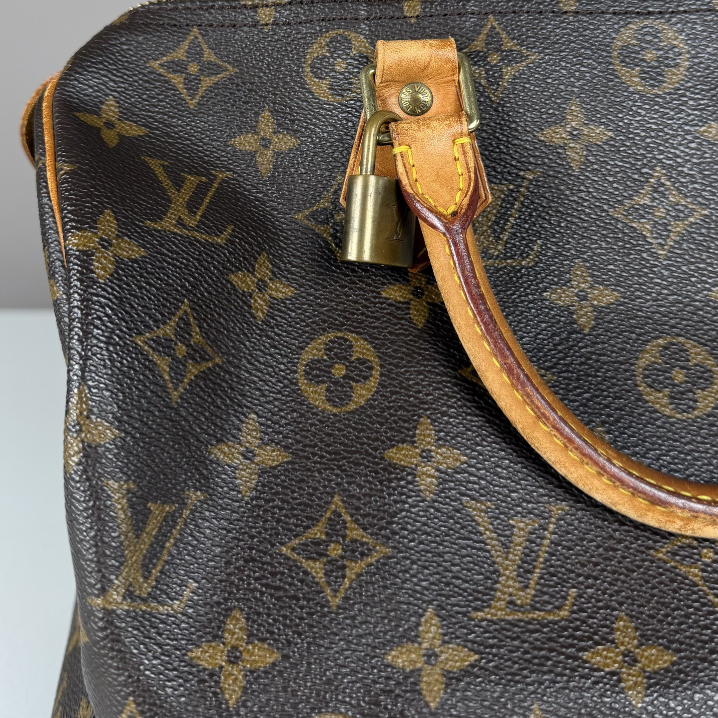 Louis Vuitton Speedy 30 Monogram Canvas