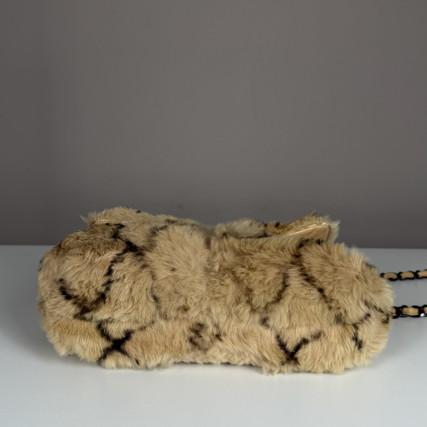Chanel Fur Shoulder Bag – Chain Strap