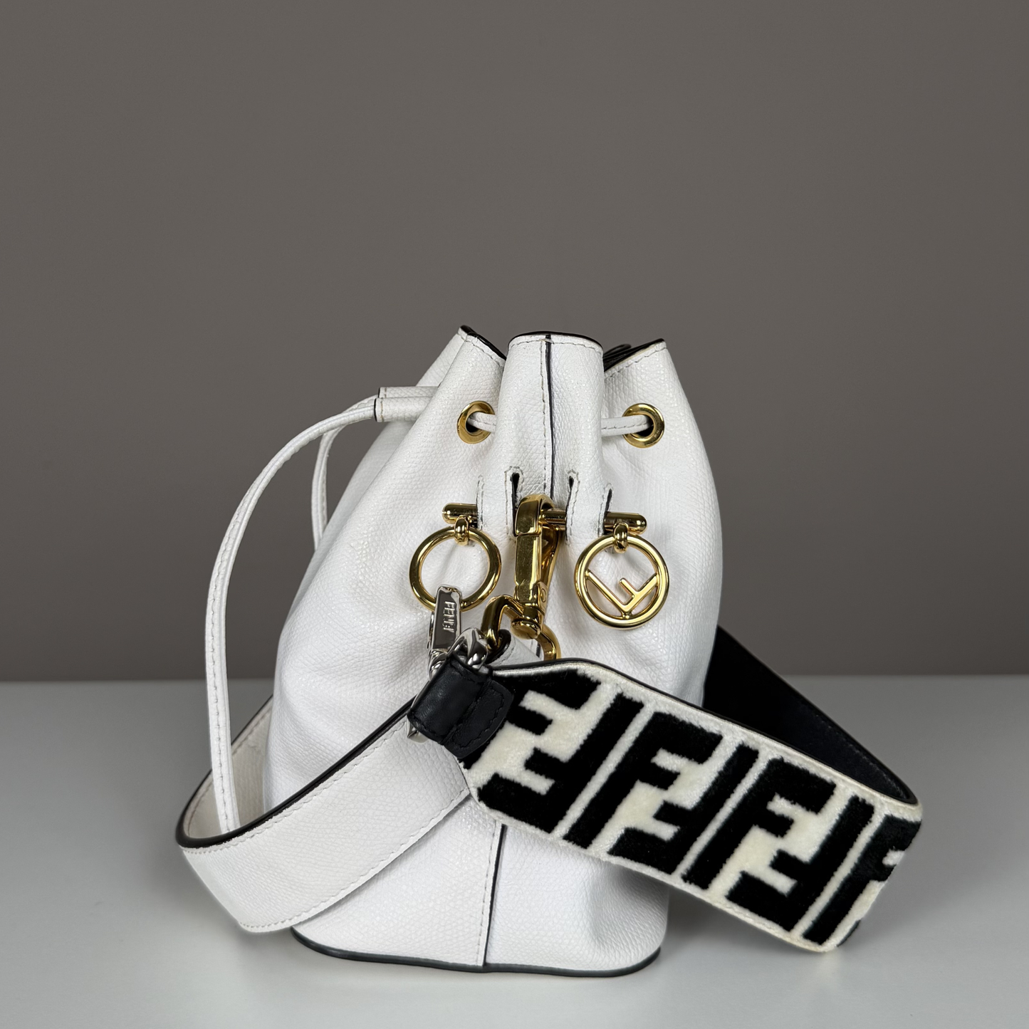 Fendi Mon Tresor Mini Bucket Bag