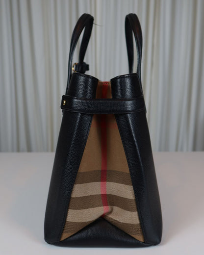 Burberry Medium Banner Leather Tote Black