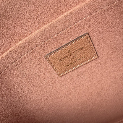 Louis Vuitton Daily Pouch Monogram Canvas Rose Poudre