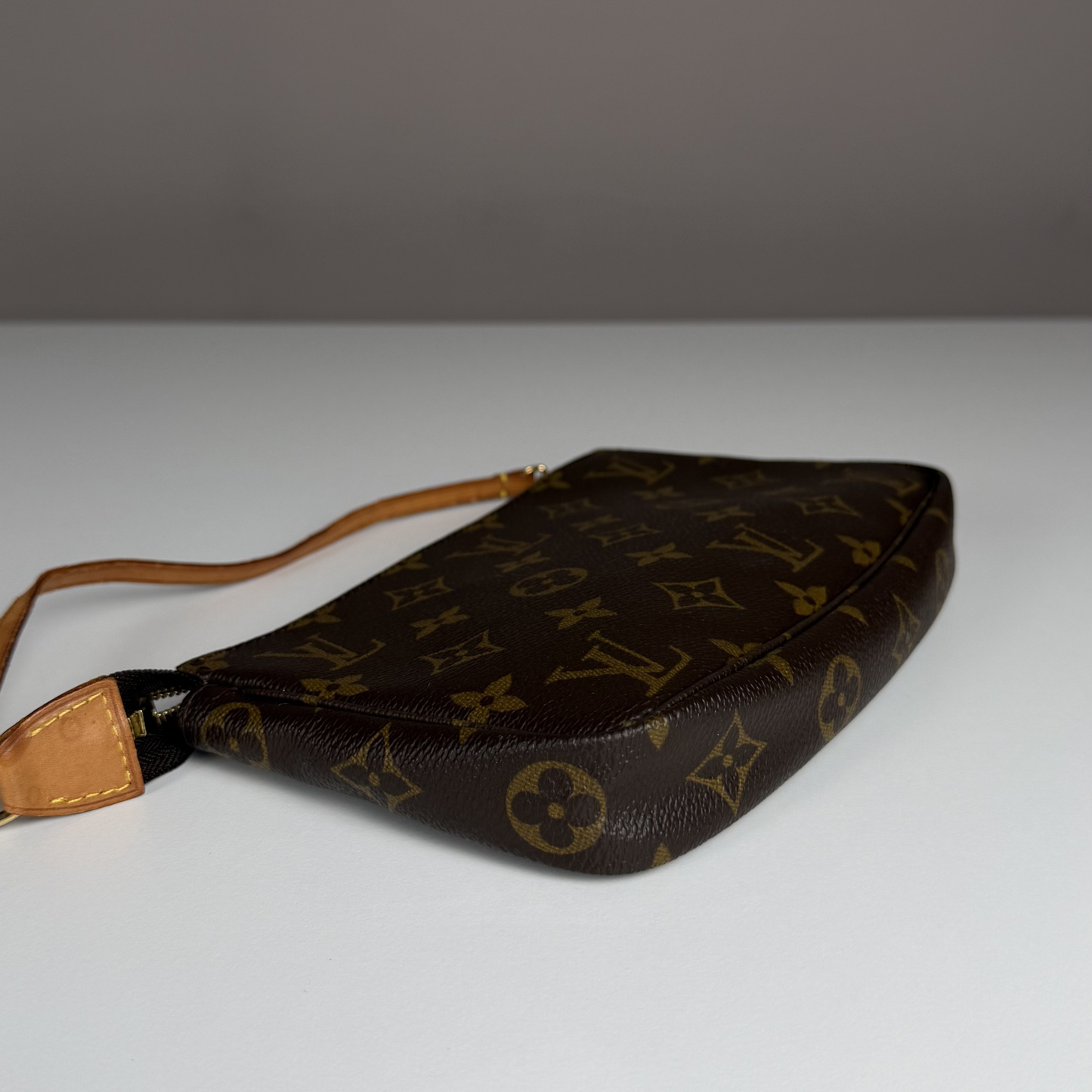 Louis Vuitton Pochette