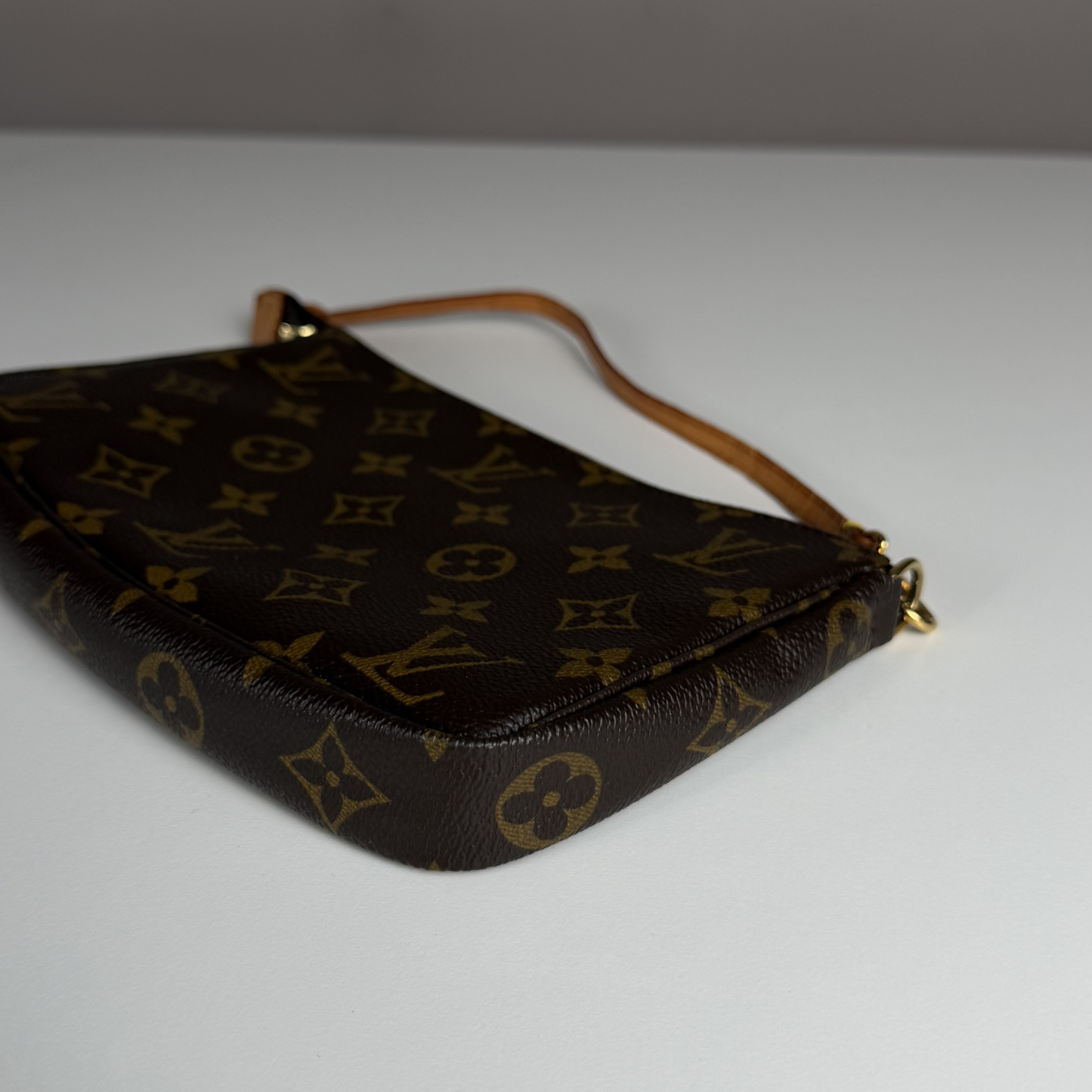 Louis Vuitton Pochette