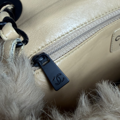 Chanel Fur Shoulder Bag – Chain Strap