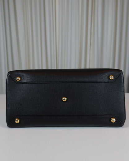 Burberry Medium Banner Leather Tote Black